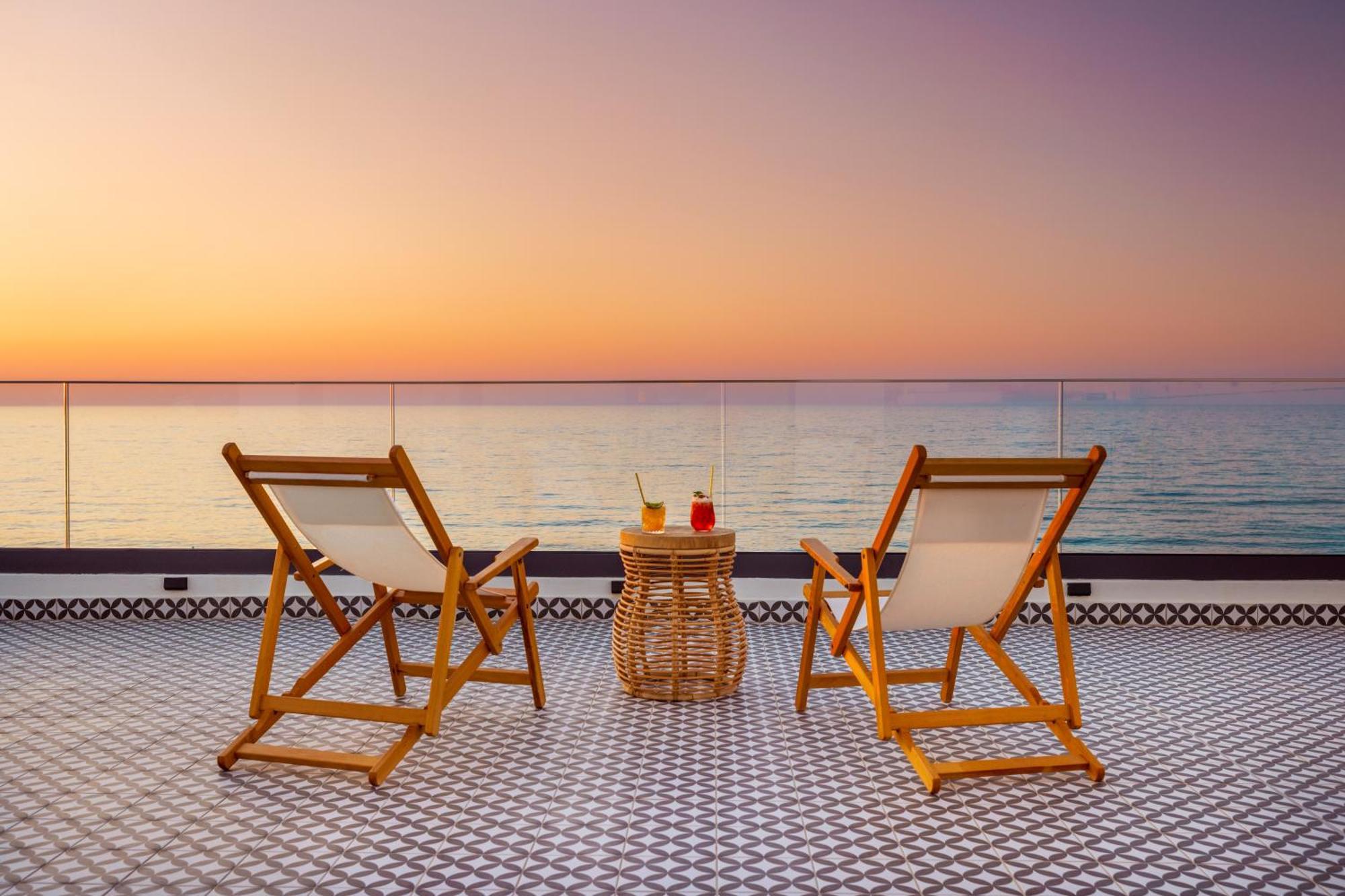 Calla Luxury Seafront Suites Rétino Exterior foto