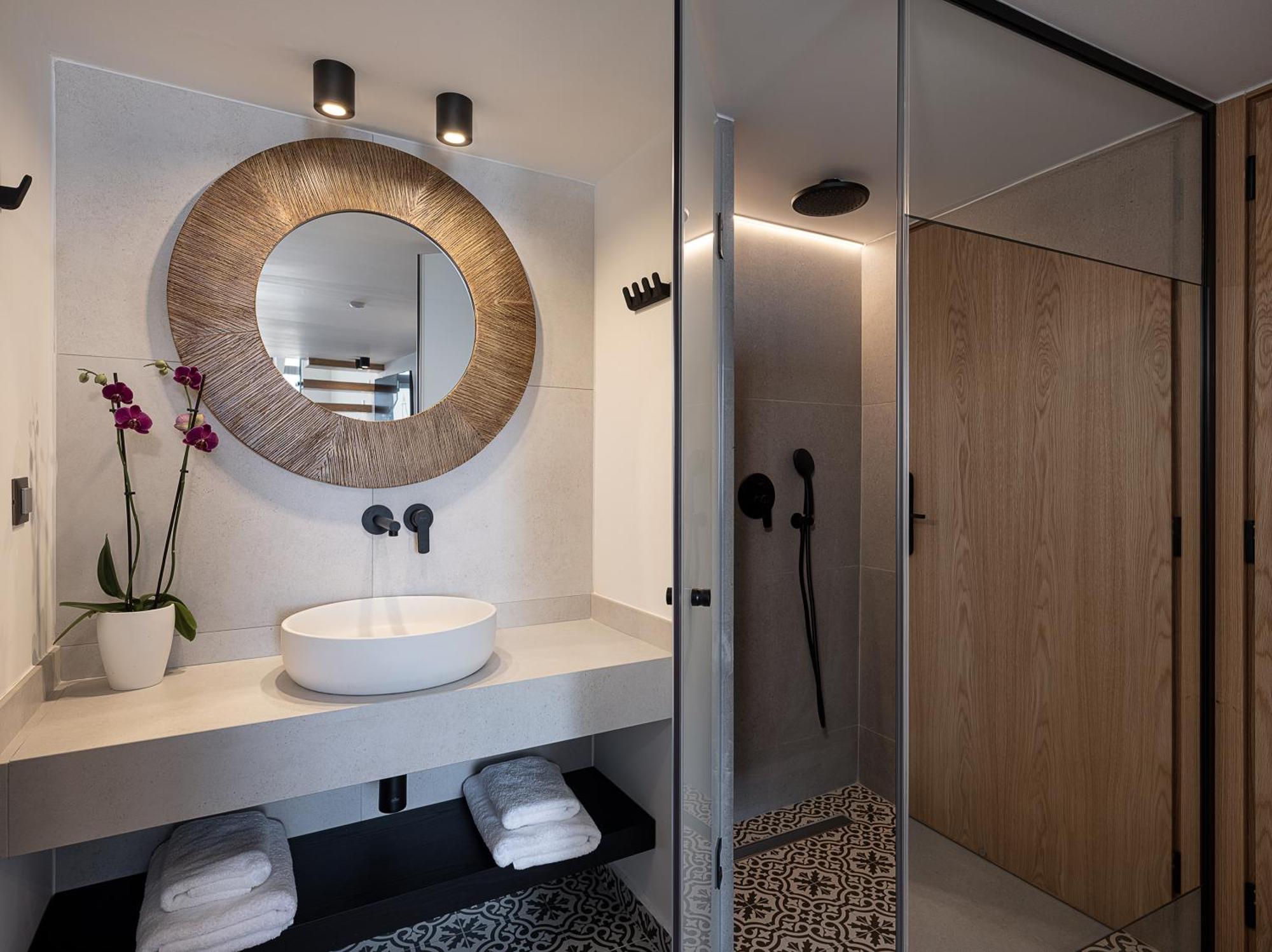 Calla Luxury Seafront Suites Rétino Exterior foto
