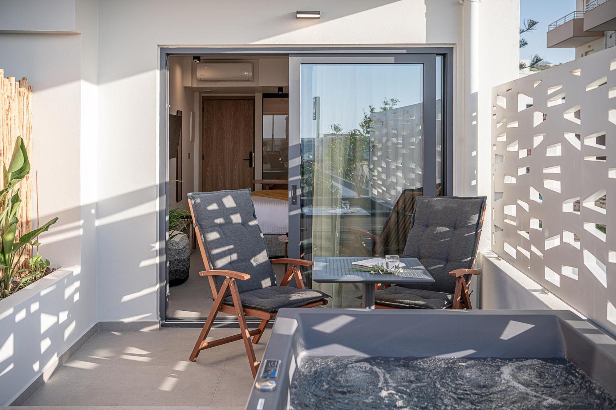 Calla Luxury Seafront Suites Rétino Exterior foto